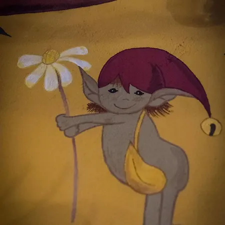 Cal Ganso Encantat Албинана